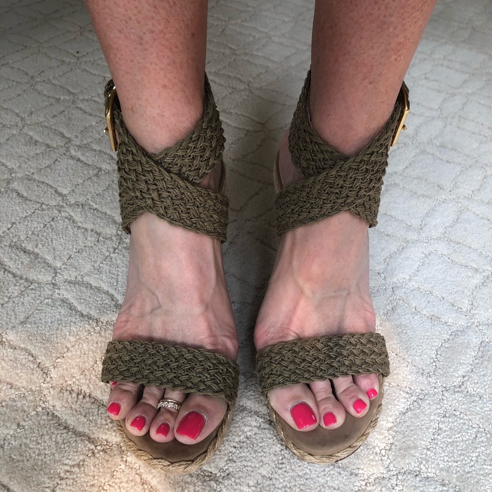 Stuart Weitzman Olive Braided Wedges